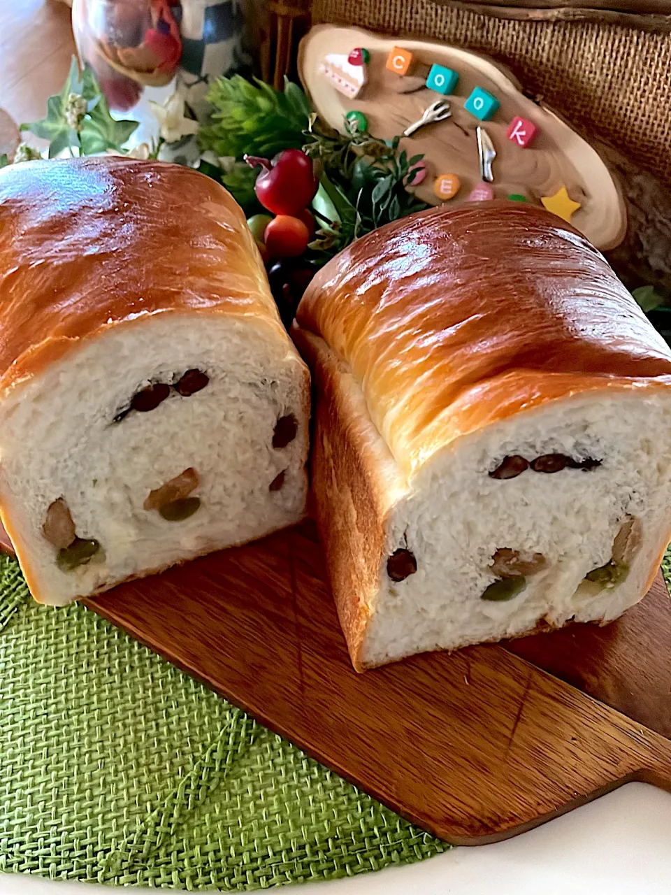 Snapdishの料理写真:豆食パン🍞|loveままさん