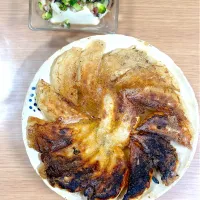 Snapdishの料理写真:焼き餃子|☆アスカ☆さん