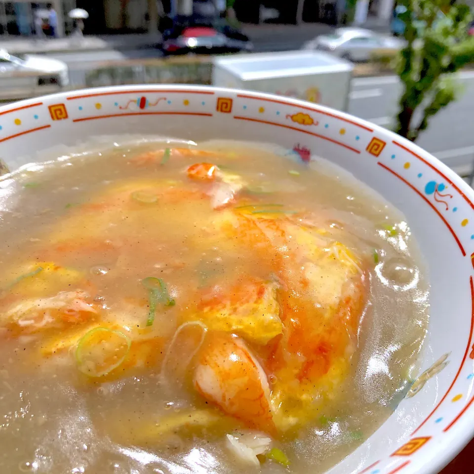 Snapdishの料理写真:「ほぼズワイガニ」たっぷりの天津飯|Kさん