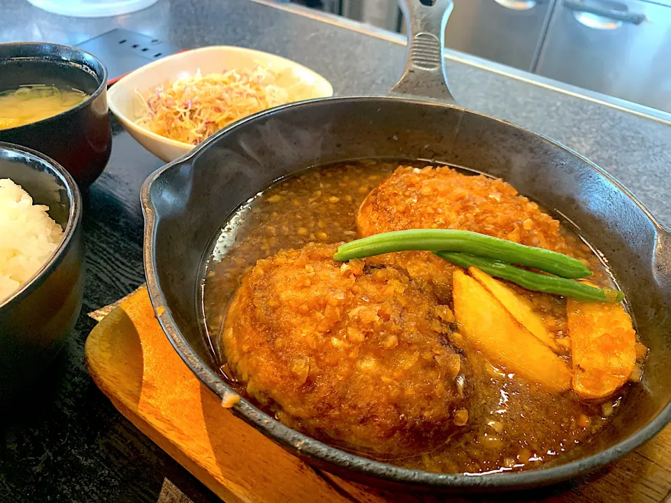 ダブルハンバーグ定食|ぶりっとさん