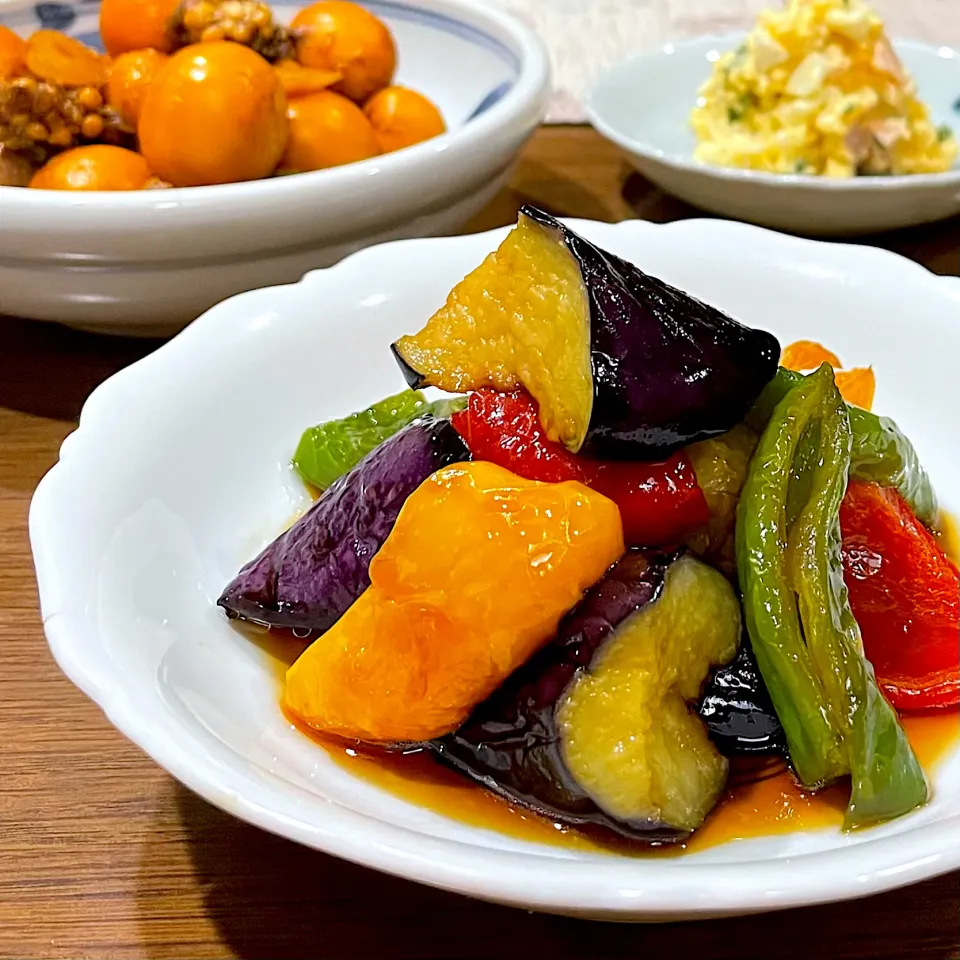 夏野菜の黒酢浸しと、きんかんの甘辛煮|かおるさん