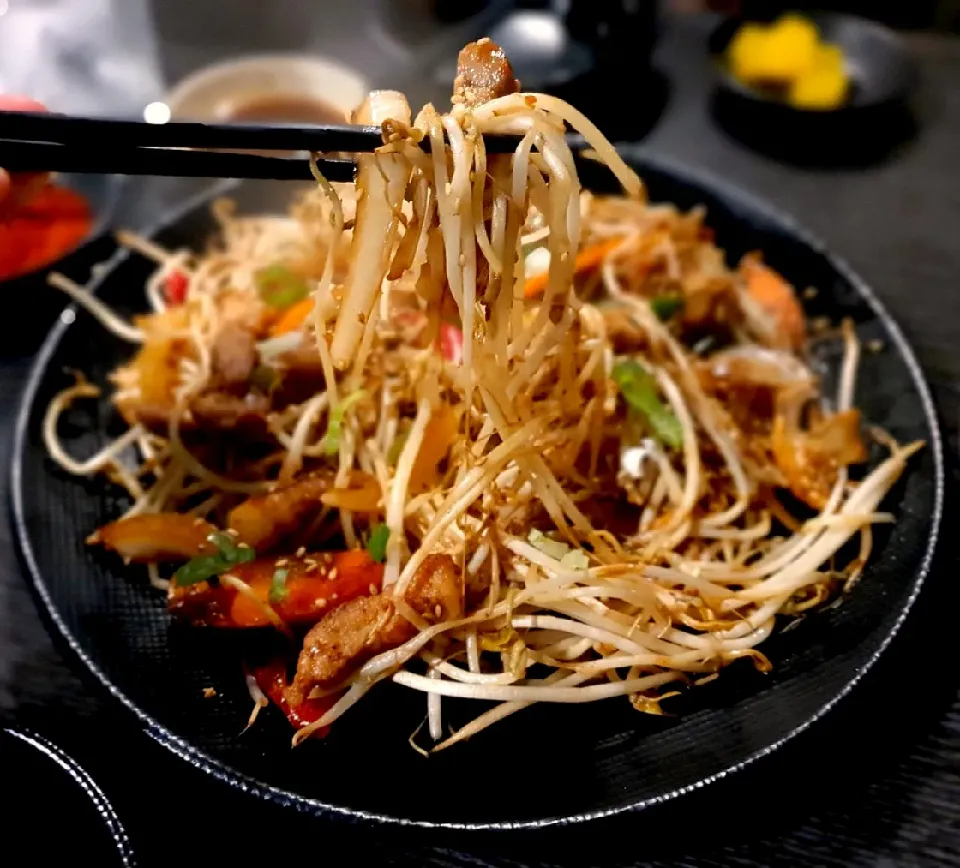 Pork mung-bean sprouts fry|Sobolさん