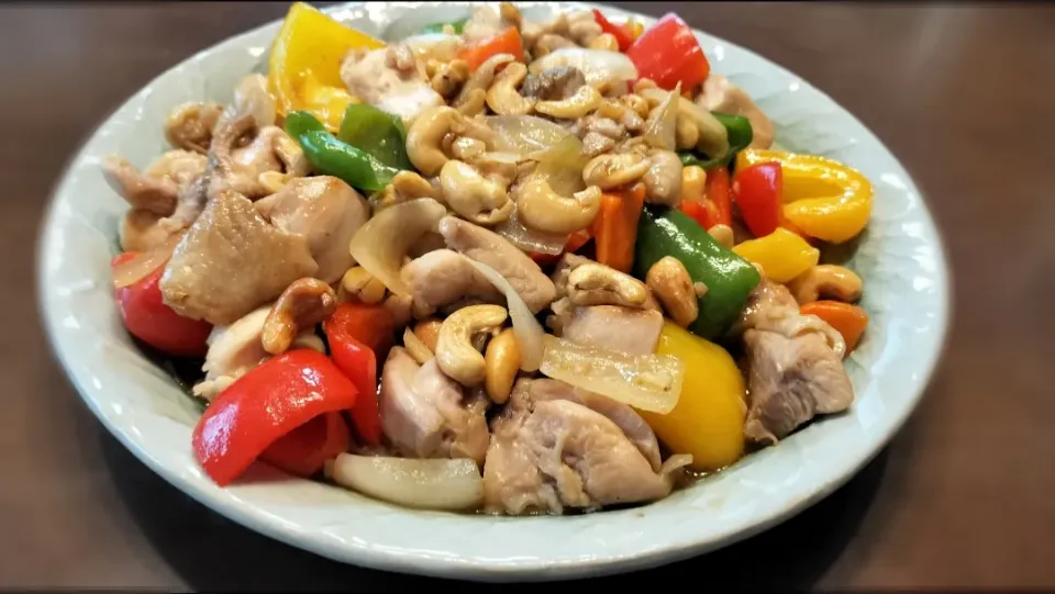 びせんさんの料理 鶏肉のカシューナッツ炒め🌿|みよぱさん