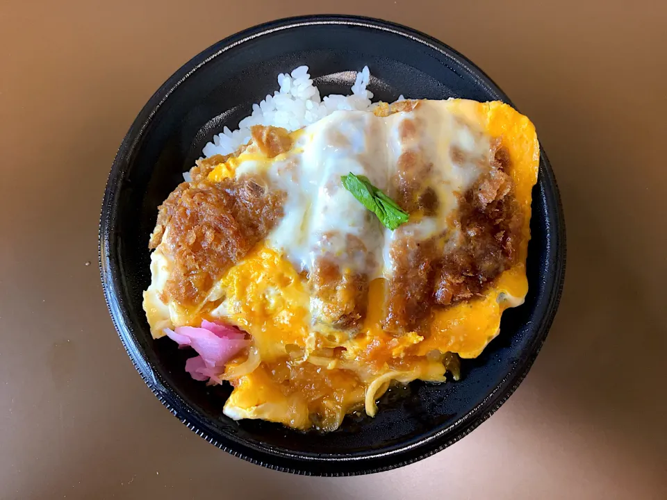 Pカツ丼弁当|ばーさんさん