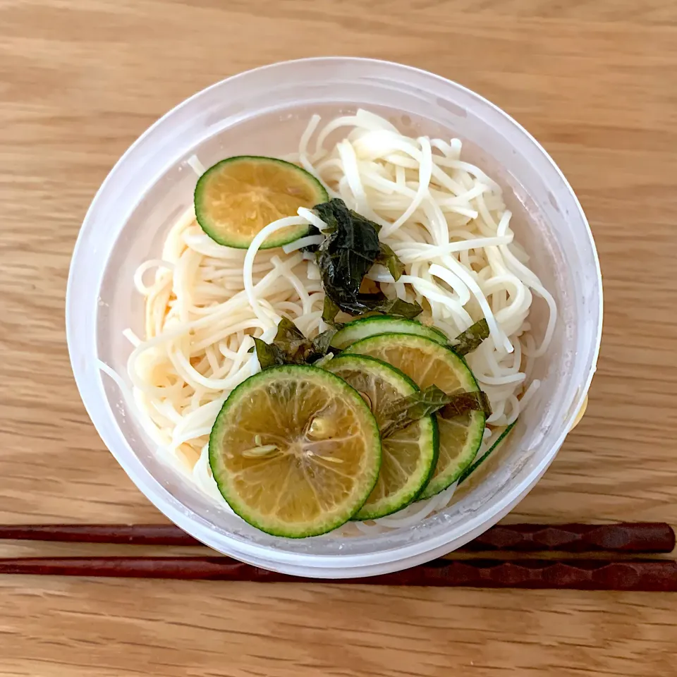 すだちそうめん(◍•ڡ•◍)❤|いつみさん