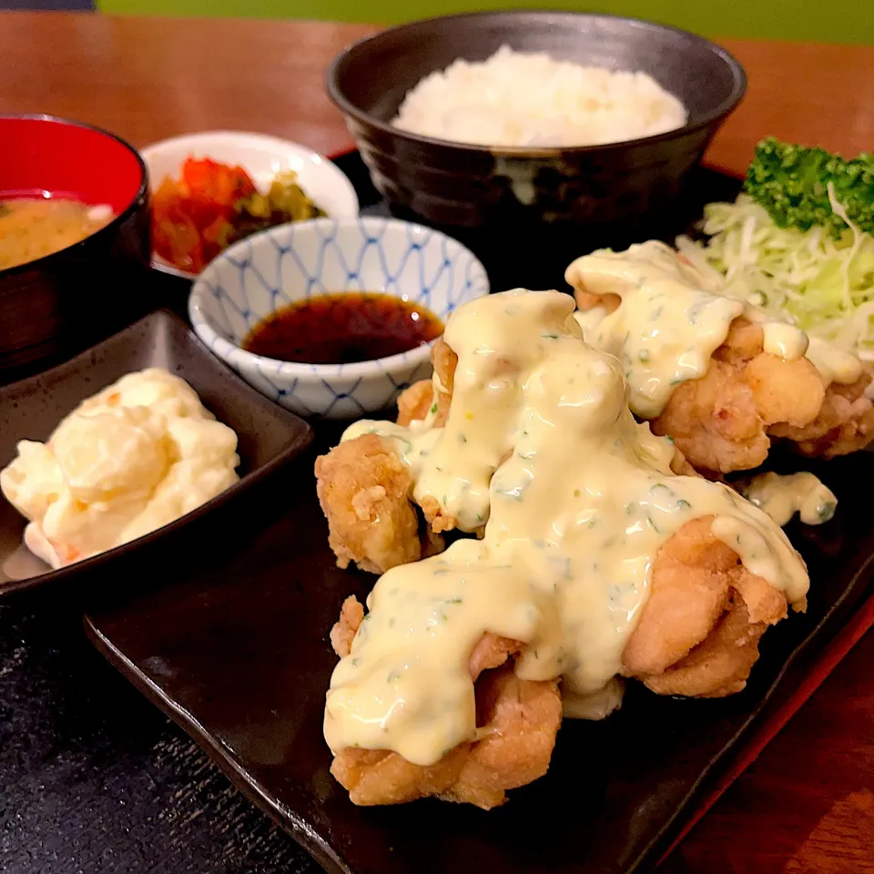 鳥タルタルポンズ定食@たつや(月島)|塩豚骨さん