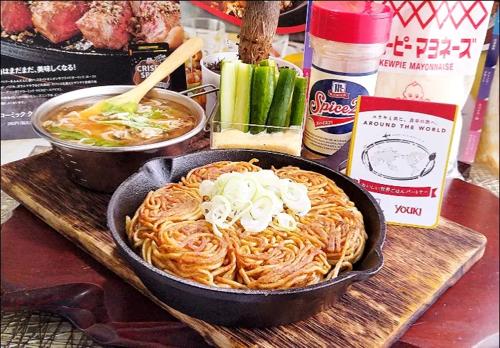 ❇️焼き蕎麦＆海老餡掛け❇️
❇️胡瓜のマヨスパイス21ディップ❇️|ayaさん