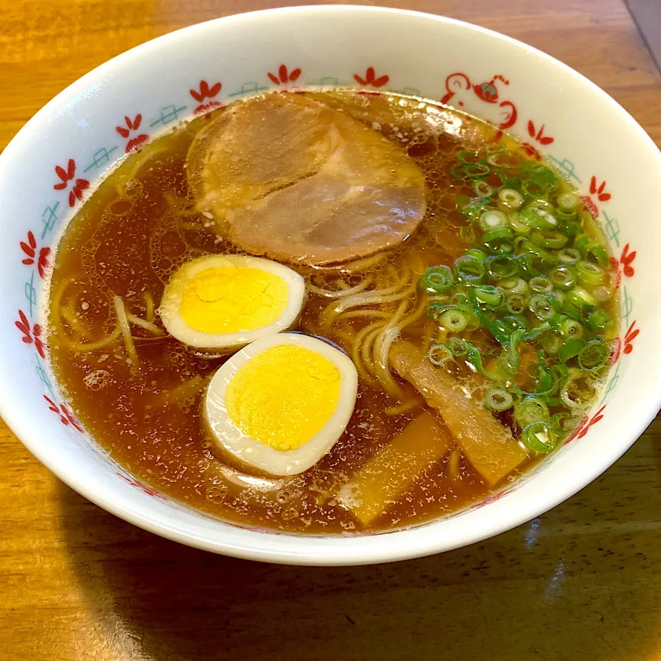 Snapdishの料理写真:日本ラーメン科学研究所の醤油ラーメン（冷凍即席麺）|もえさん