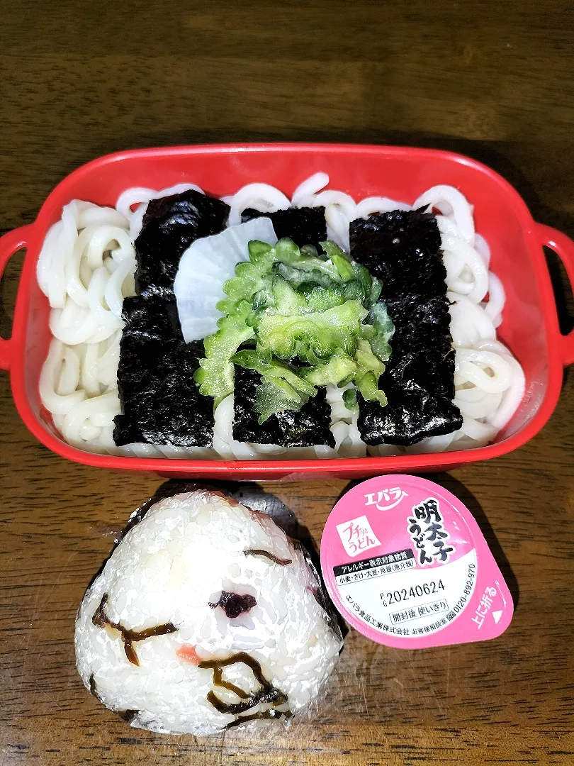 私弁当🍱
　冷凍うどん😄|miimiさん