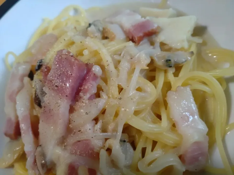 クリームソースパスタ|食べたいけど料理したくないさん