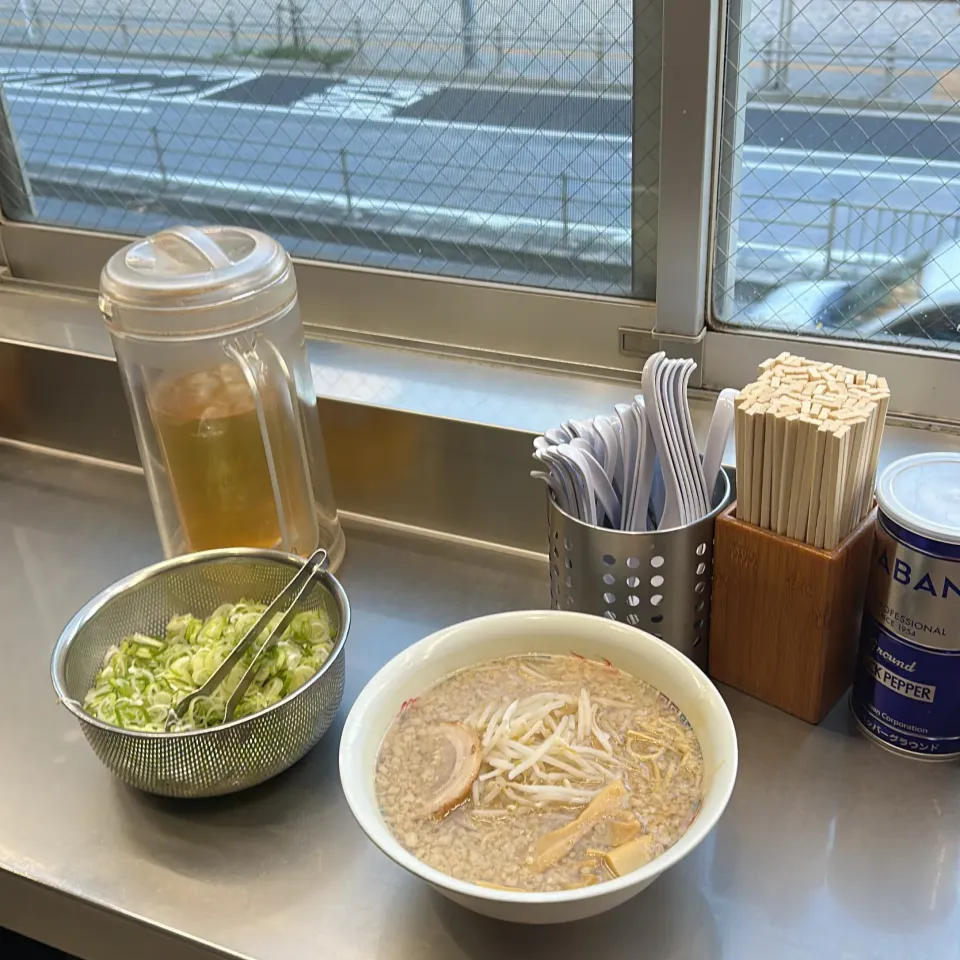 Snapdishの料理写真:ラーメン|Hajime Sakaiさん