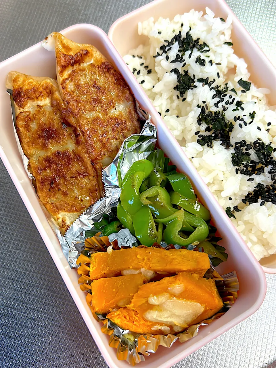 餃子弁当|ぱんださん