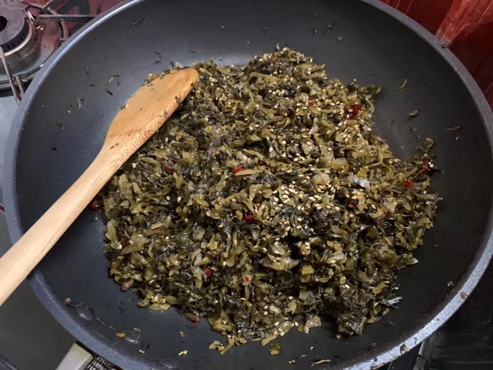 高菜漬けの油炒め作ってみました。|料理好きなじいさまさん