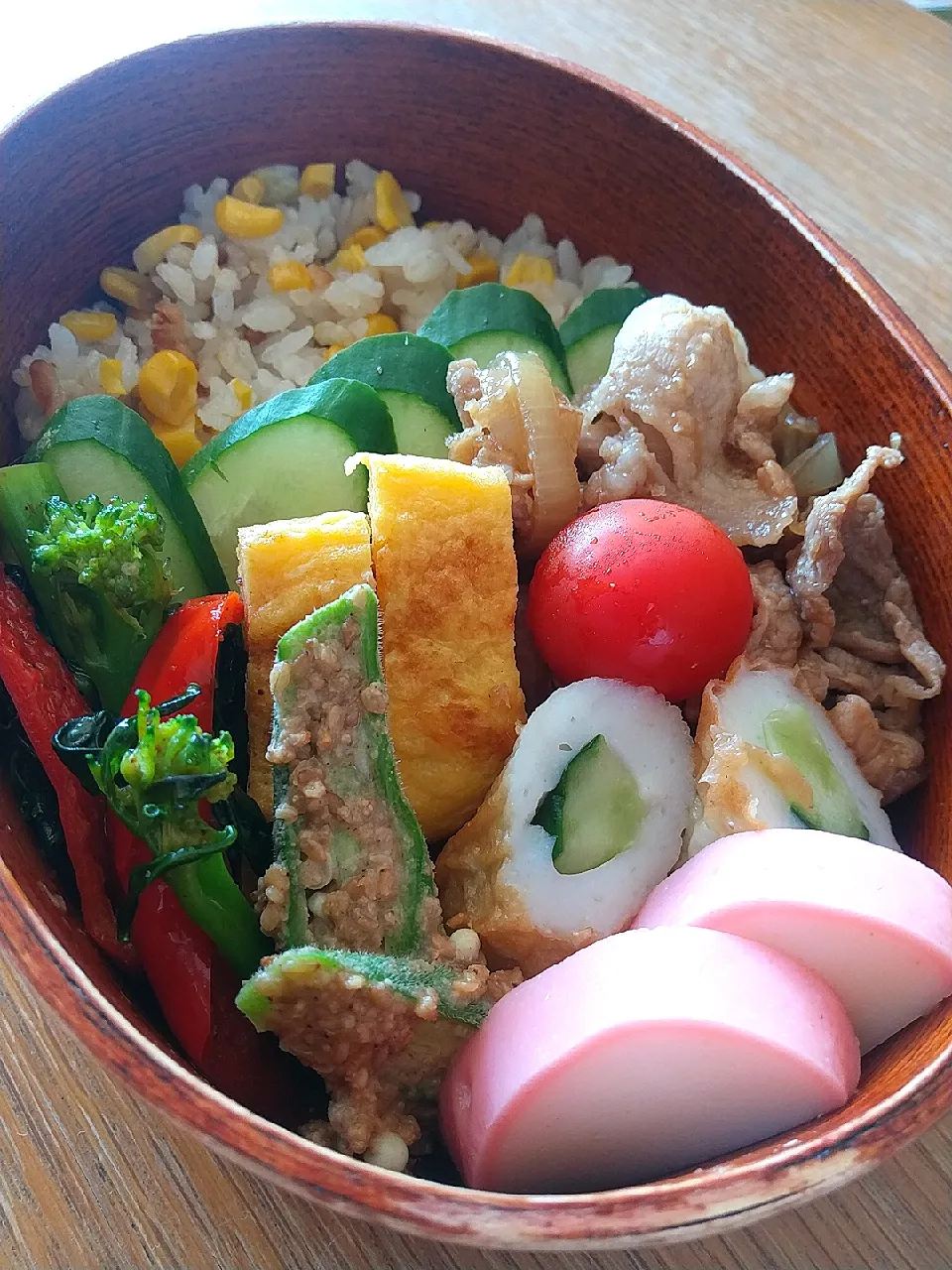 生姜焼きとスティックセニョール弁当|まきごろうさん