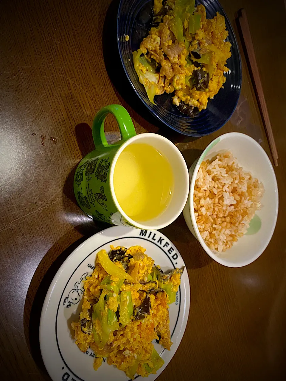 木耳と豚肉の卵炒め　もち麦ごはん　お茶|ch＊K*∀o(^^*)♪さん