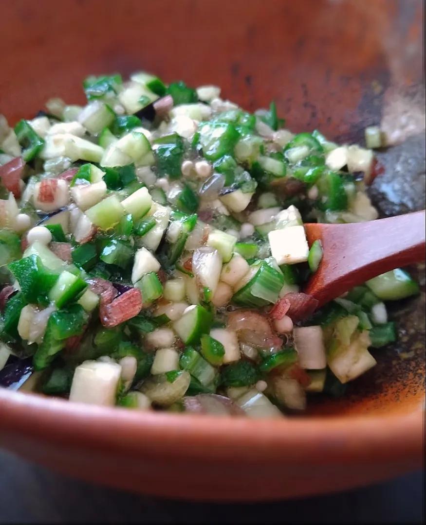 夏野菜のネバネバ山形だし風　
ご飯にかけて　冷奴に乗せて|とだともさん