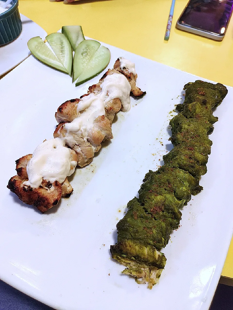 Reshmi & Hariwali Kebab...!!
#foodbloggersbd|Cafe Sweet & Savouryさん