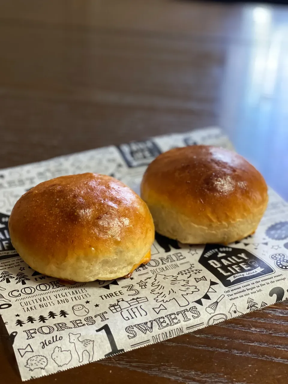 茹で小豆とホワイトチョコチップのパン|TOMOさん