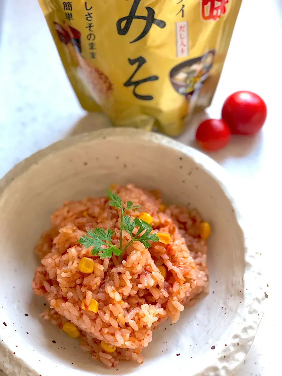 フレッシュトマトと粒味噌の炊き込みご飯♪チーズをかけても美味しい|笙　みかんさん