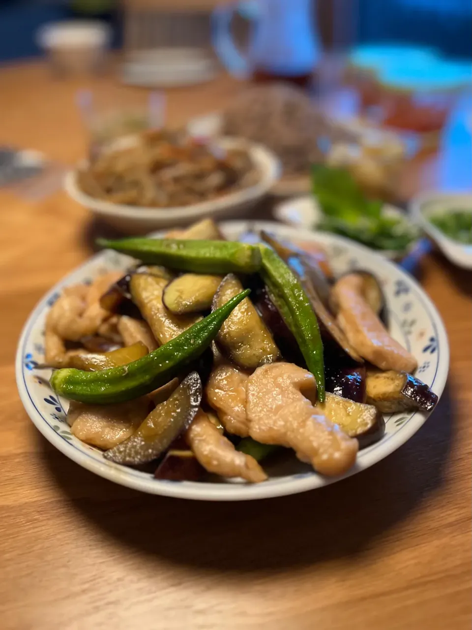 8/26の夕食　鶏と採れたて野菜のポン酢炒め|yoneさん