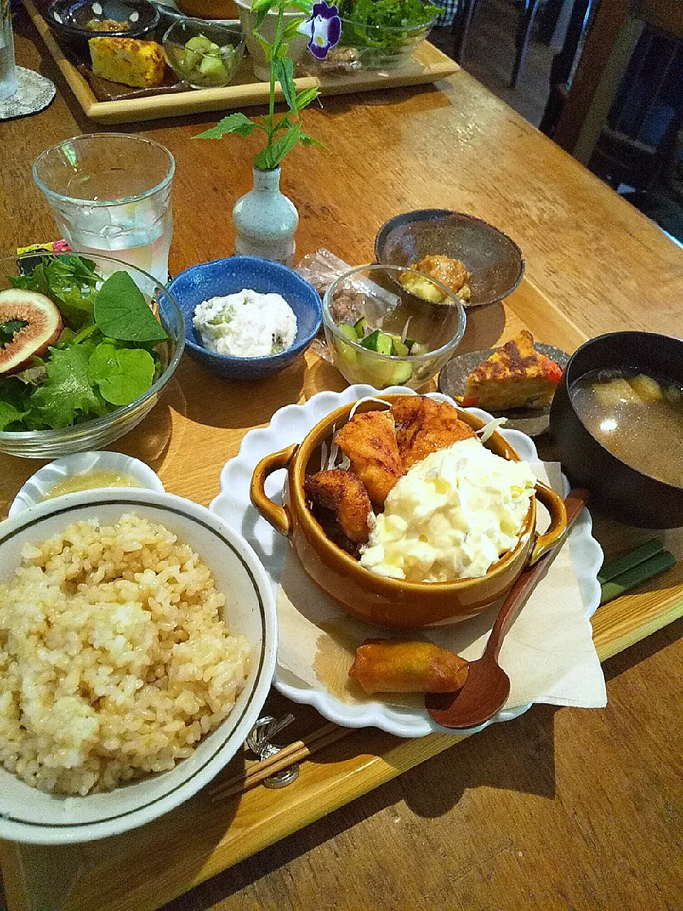 発酵食屋さんの
らっきょうタルタルの
チキン南蛮定食🧡
おいしい〰️|さくらんぼさん