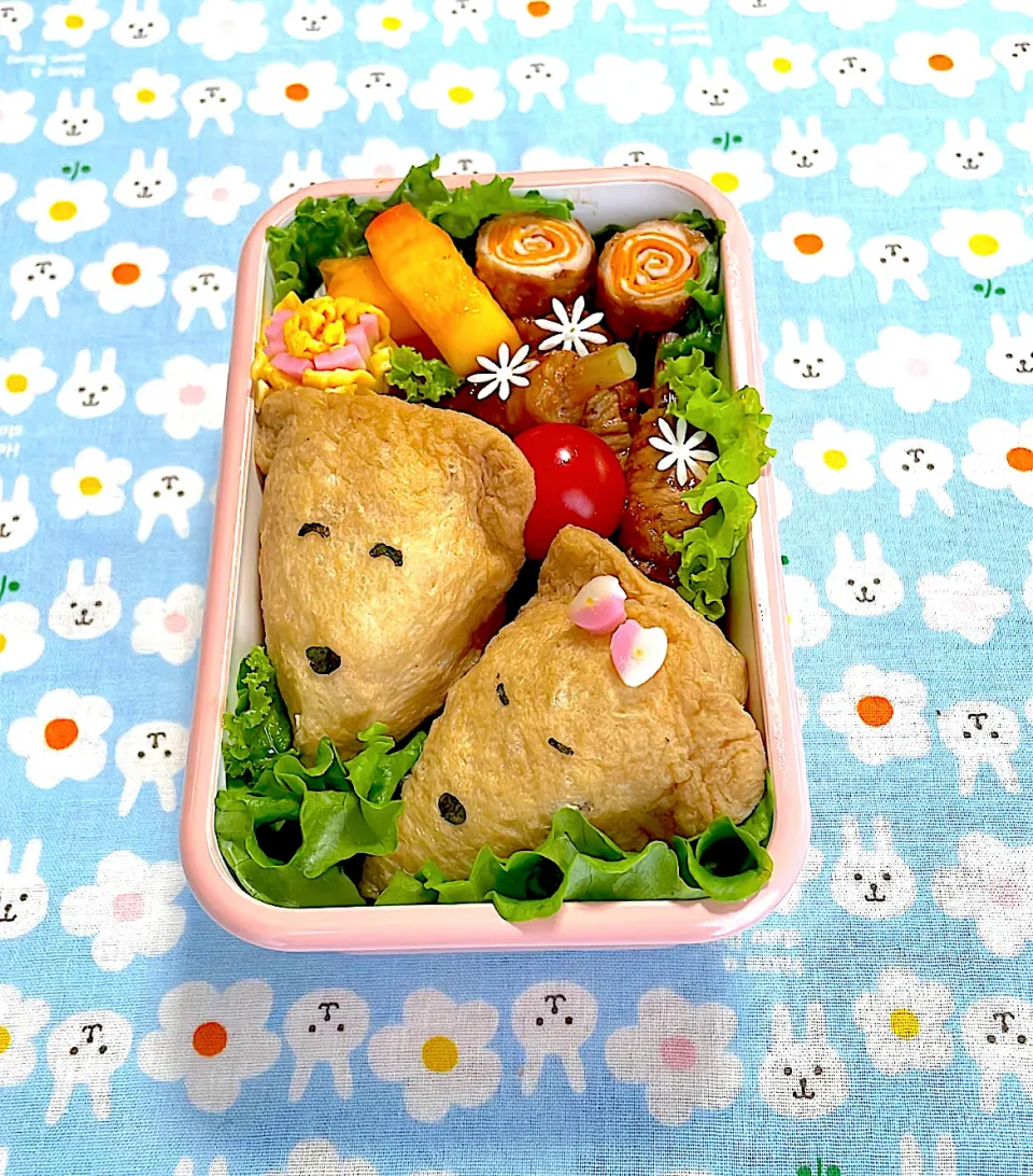 Snapdishの料理写真:キツネいなり寿司お弁当|akkiyさん