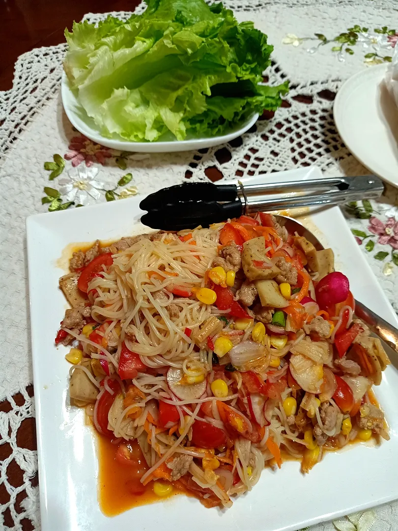 Another Spicy Rice Vermicelli Salad for Dinner 🌶️🥗🌶️
...
...
Mmmmm... Always Delish! 🤤|An'leeさん