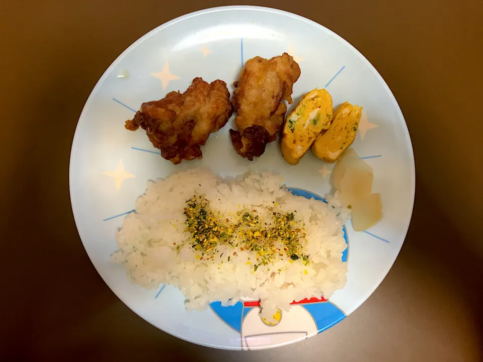 ガスト 若鶏の唐揚げ弁当(ハーフ)|ばーさんさん