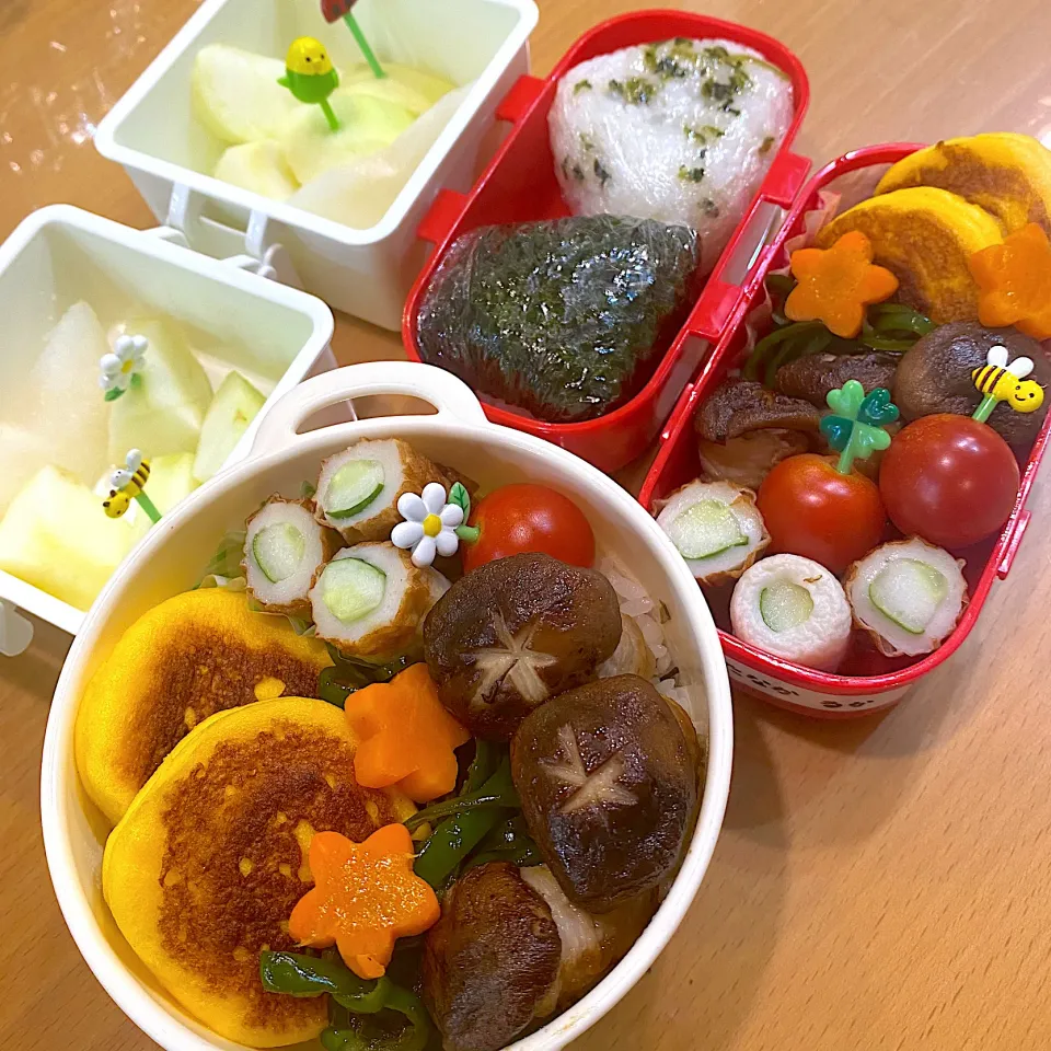 😋椎茸肉巻き弁当🍙|moyukitaさん