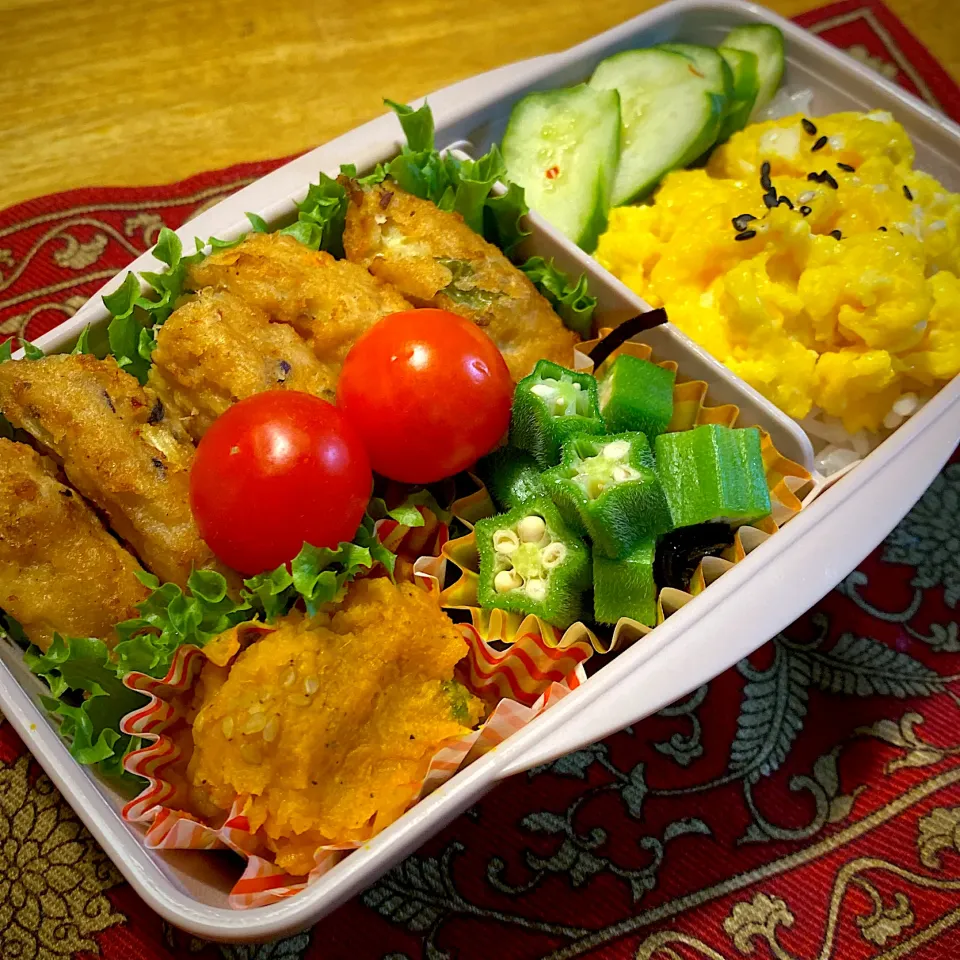 ひじきハンバーグと、かぼちゃサラダと、オクラの昆布和えと、玉子のせご飯弁当|もえさん