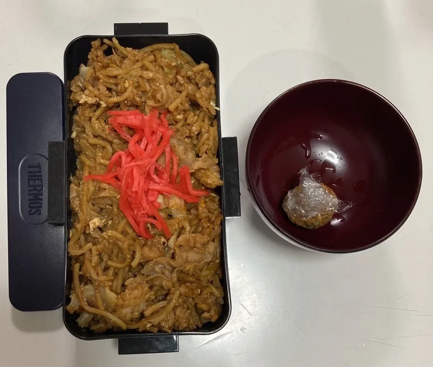 Snapdishの料理写真:パパ弁☆そば飯☆みそ玉|Saharaさん