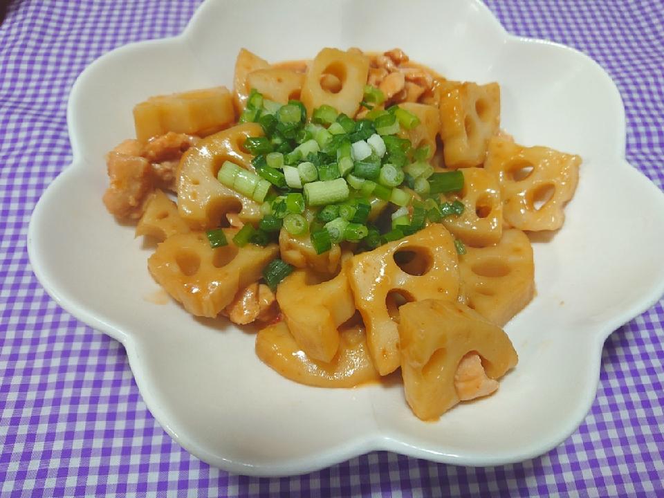鶏むね肉とれんこんの麻婆炒め✨