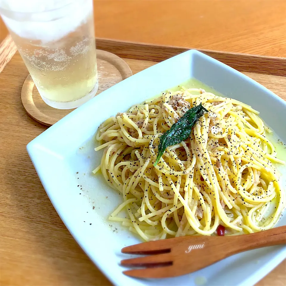 🕛お昼ごはん🍝ツナと大葉のペペロンチーノ|🌸yuni🌸さん