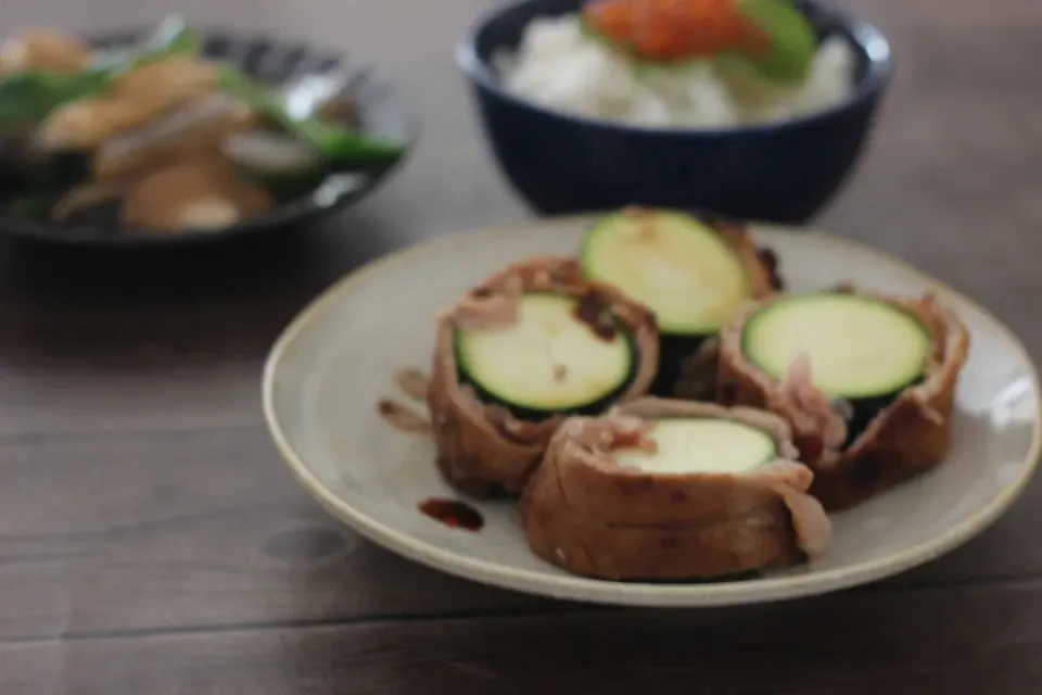 ズッキーニの豚肉巻きにんにくしょうゆだれ|ちいさなしあわせキッチンさん