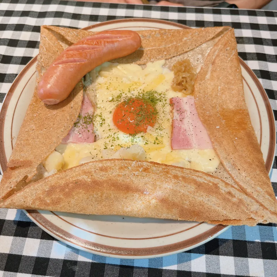 Snapdishの料理写真:まんぷくガレット|みぃさん