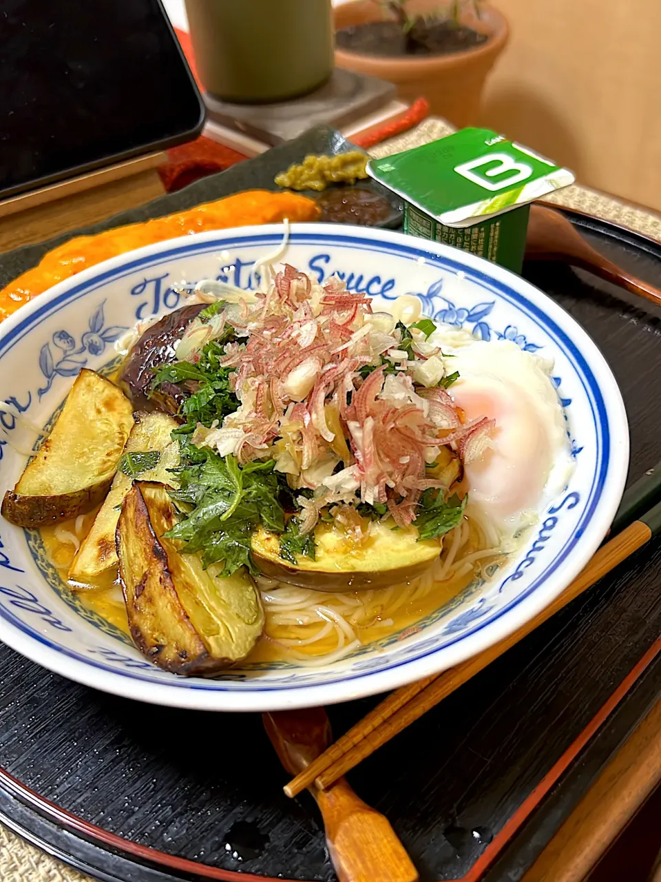 焼き丸ナスと酢割りそうめん|くろさん