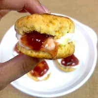 Snapdishの料理写真:English Scone|ZETAさん