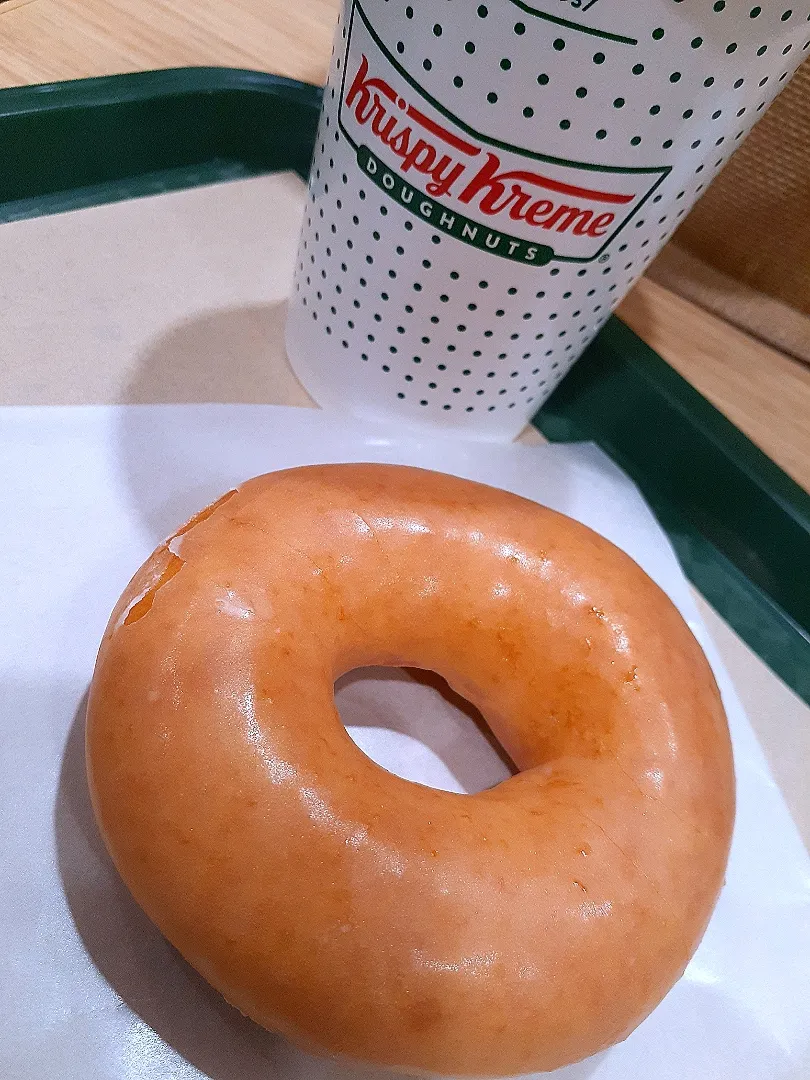 Snapdishの料理写真:🔷クリスピークリームドーナツ🍩モーニング☕🍞🌄🔷|@きなこさん