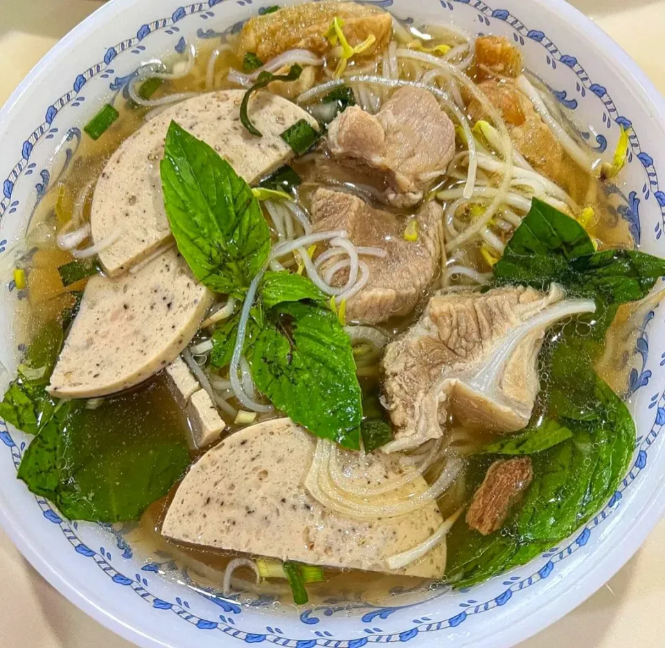 Pork & Rice Noodles Phô 🍜🤤
...
...
Mmmmm... Super YUMMY! 🫶🏻|An'leeさん