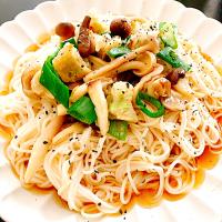 さつま揚げときのこのそうめん