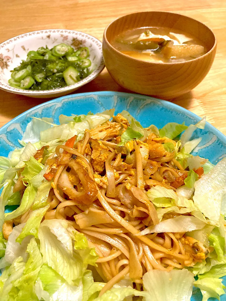 パッタイ♡オクラメカブ♡お豆腐ワカメ油揚げのスープ|さくたえさん