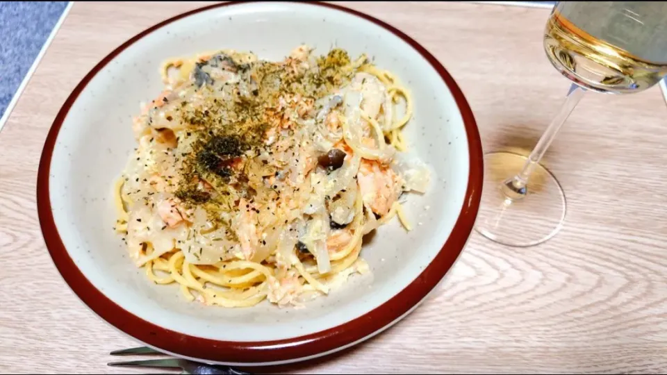 秋鮭のレモンクリームパスタ|ぴくるすさん