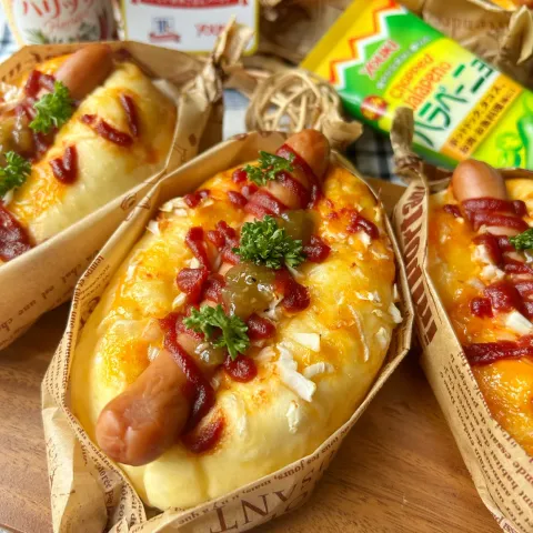 「ハリッサ」を使ってみたSnapdishの料理・レシピ写真:【ユウキ食品さん💗おいしい世界ごはんパートナー】スパイシーウインナーパン