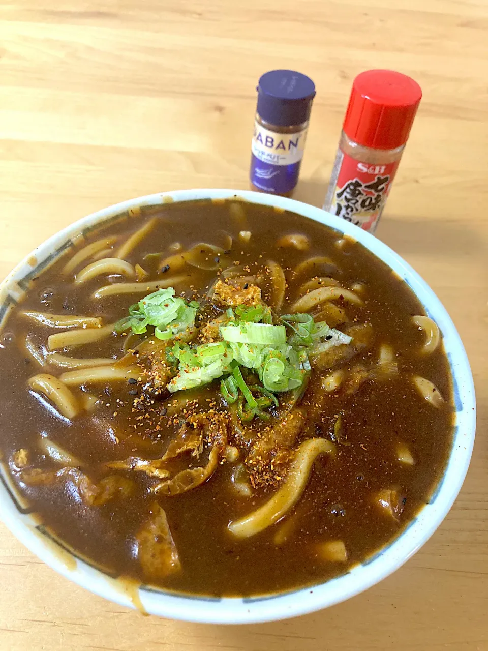 Snapdishの料理写真:レトルトカレーでカレーうどん🍛|namagakiさん