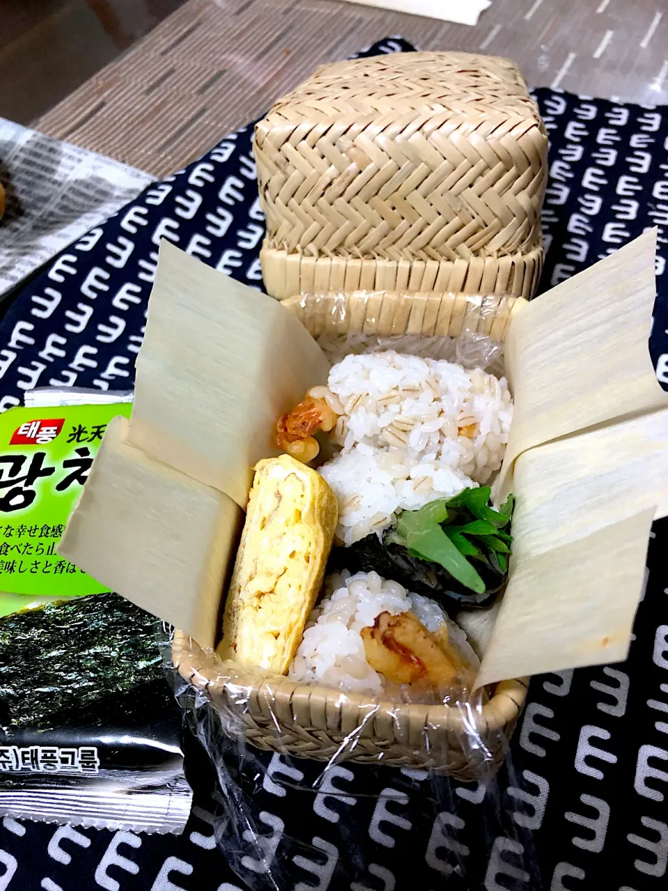 天むすお弁当|キツネさん