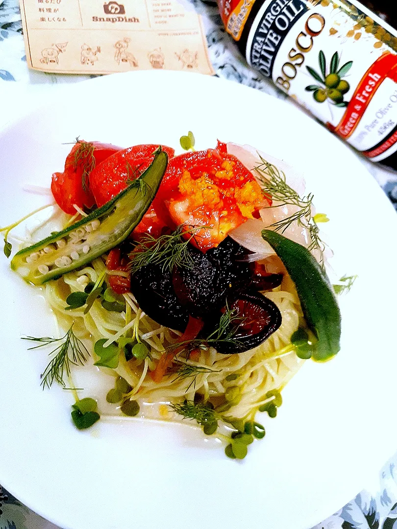 サミカさんの料理 蛸と野菜のかき揚げのせ🥢ぶっかけ太素麺|@きなこさん