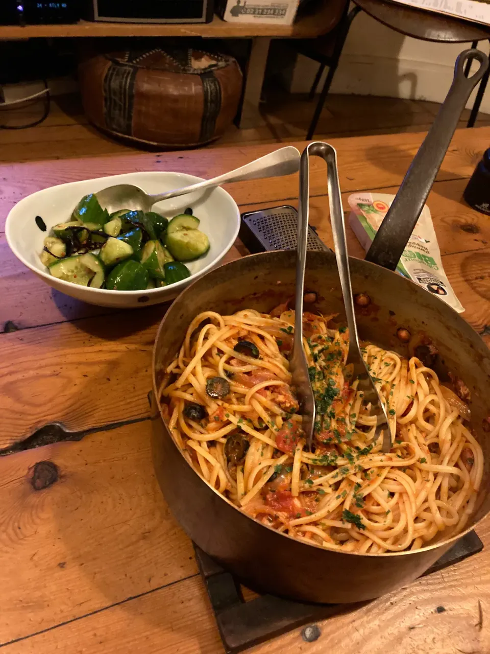 Linguine à la sauce tomate au thon|parispopさん