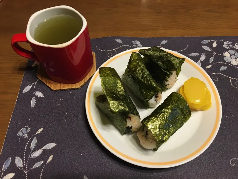 おにぎり(朝ご飯)|enarinさん