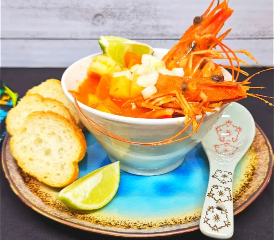 Caldo de camarón - Mexican Prawn Soup|Jorge Bernal Márquezさん