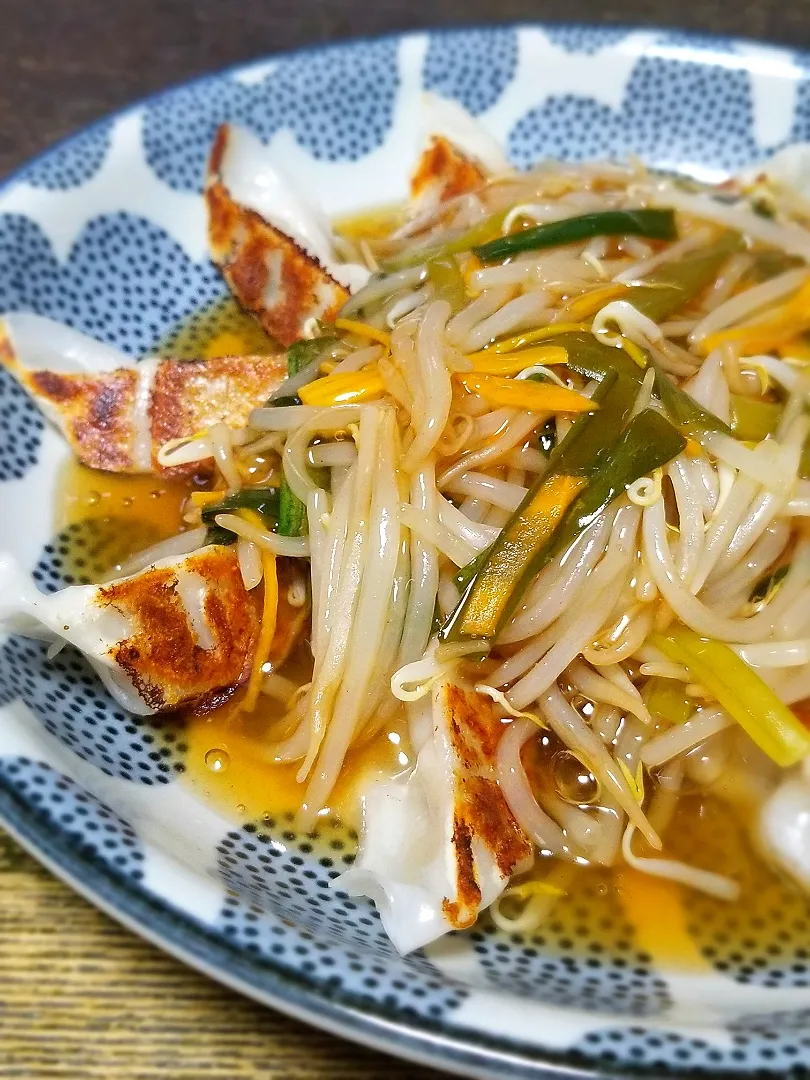 パパ作👨チルド餃子の甘酢あんかけ|ぱんだのままんさん